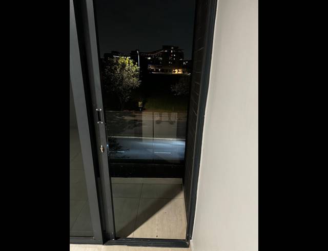 1 BEDROOM APARTMENT FOR SALE IN UMHLANGA RIDGE